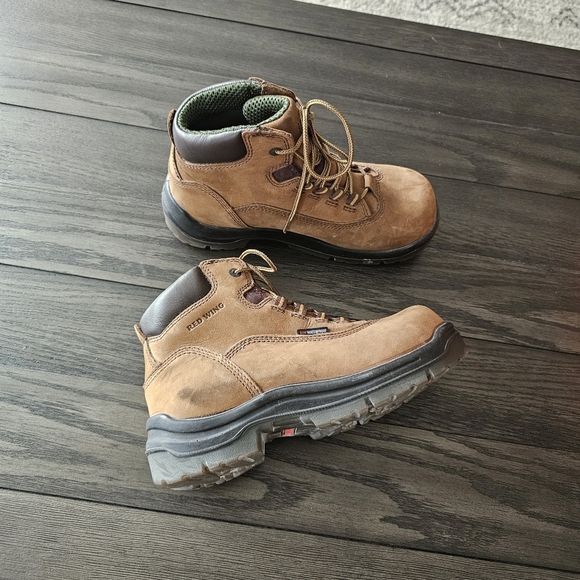 Red Wing Women's 5-inch Waterproof Safety Toe Boot - Picture 3 of 8